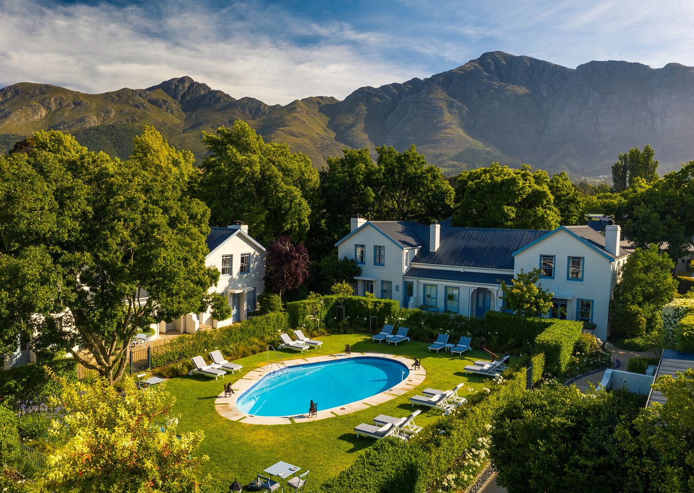 Cheese and bacon burger from Blue Parrot